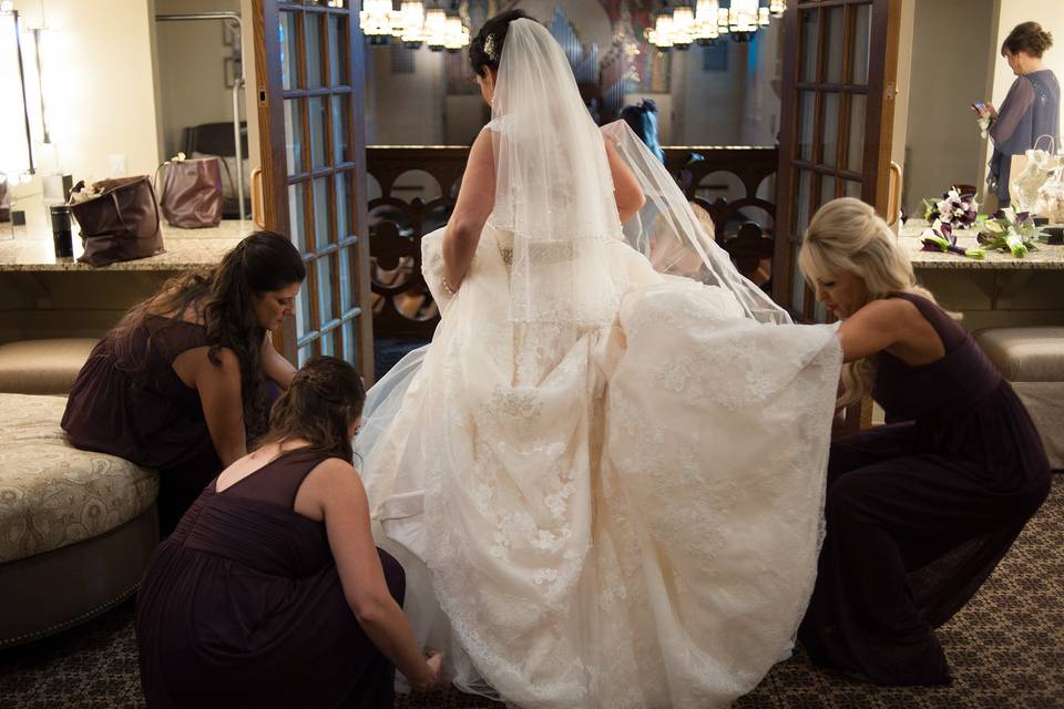 Last minute preparation for the bride.