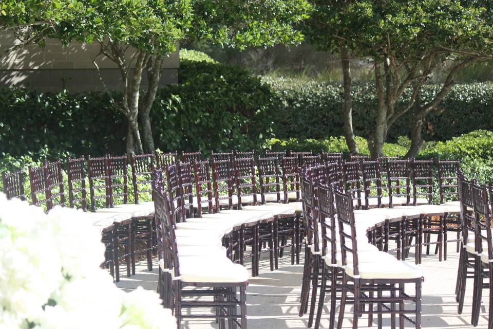 Outdoor Wedding Ceremony on La Terrazza