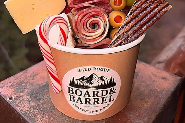Wild Rogue Board & Barrel