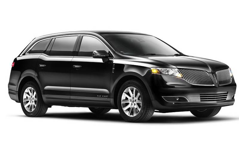 Lincoln MKT Towncar