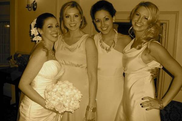 Bride with bridesmaids, Murray Wedding March 2011