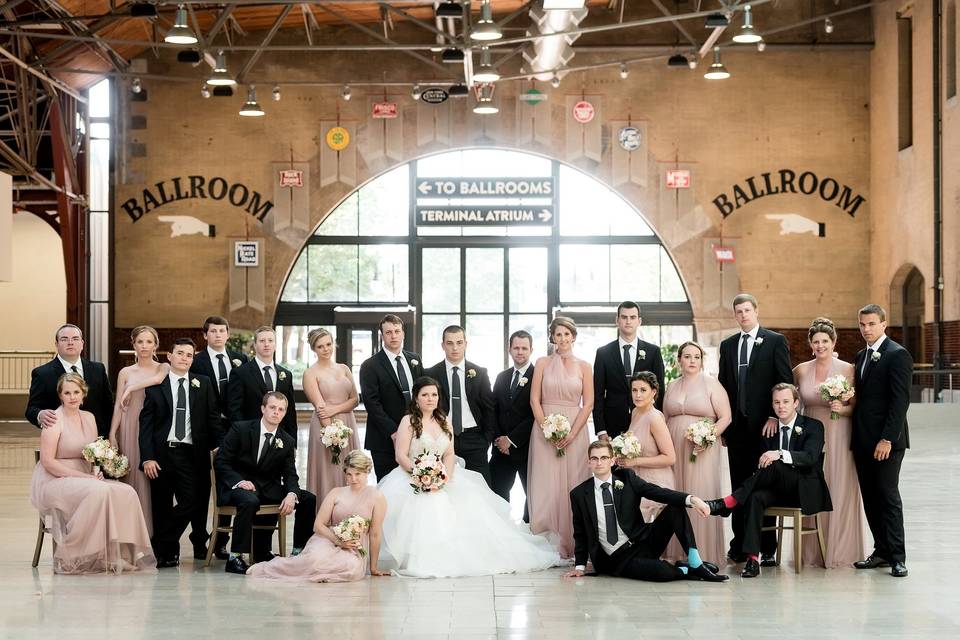 Full Wedding Party pictured at Union Station, St. Louis