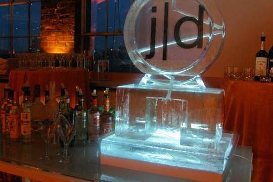 Monogram Luge