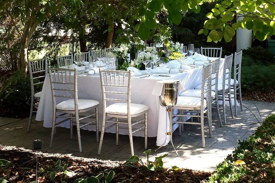 Head table setup