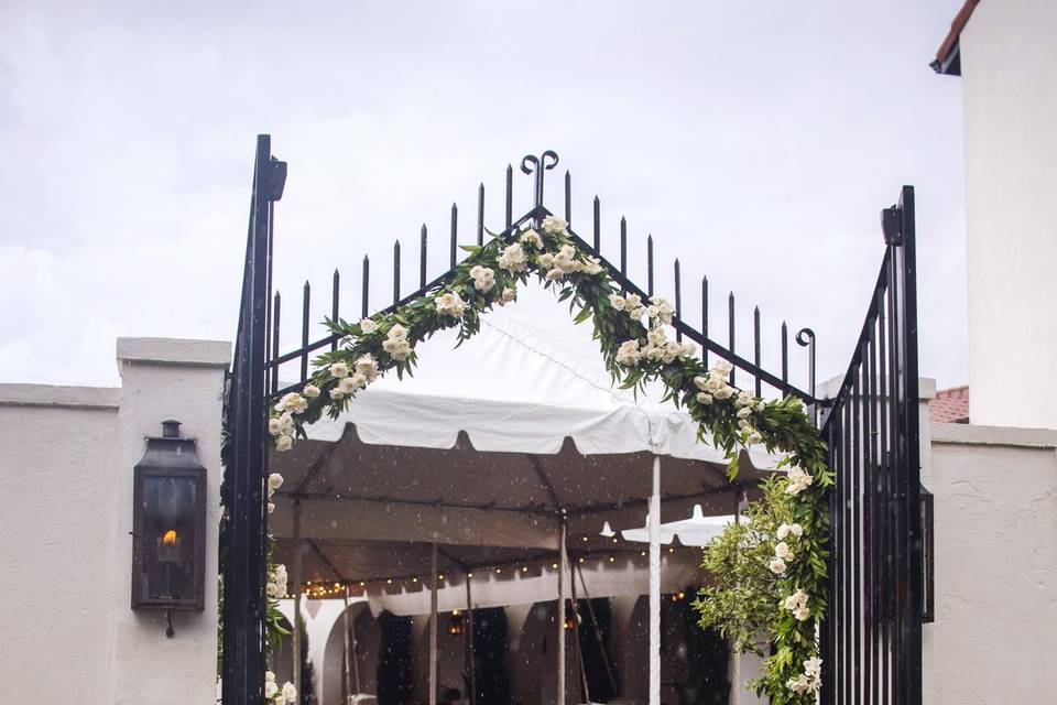 Garland at the Entrance