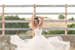 Bride and Bustle