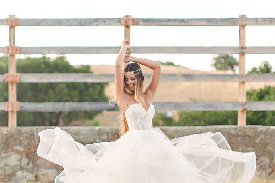 Bride and Bustle