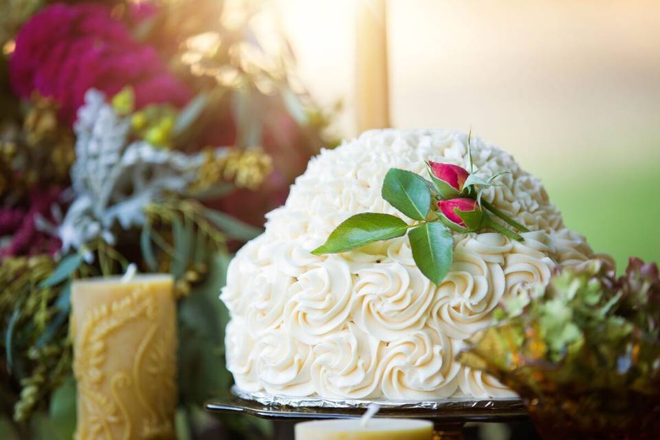 Timeless, classic elegance. Buttercream rosettes.