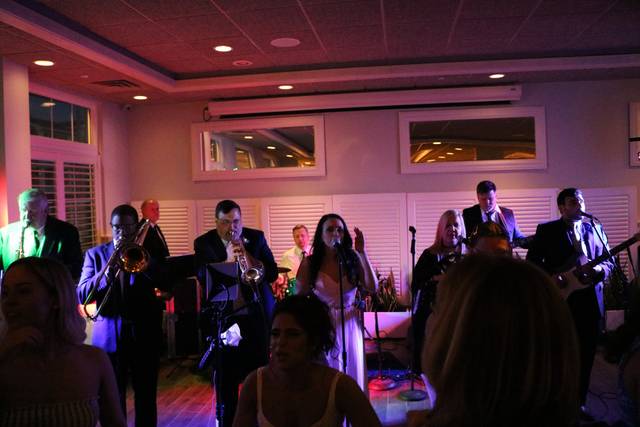 Del's Groove