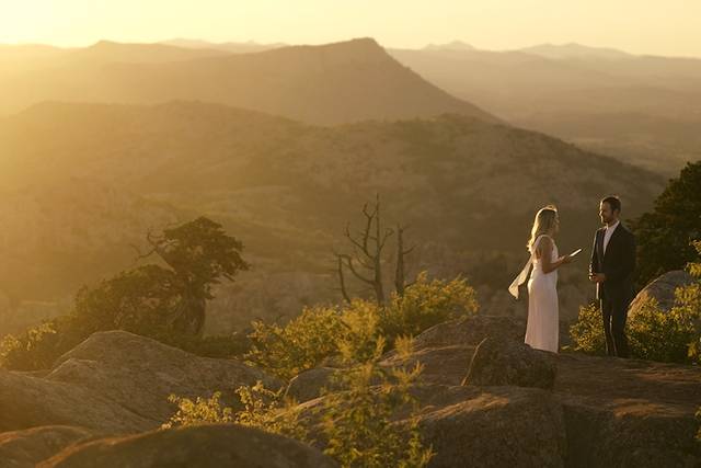 Brandon Handy Weddings