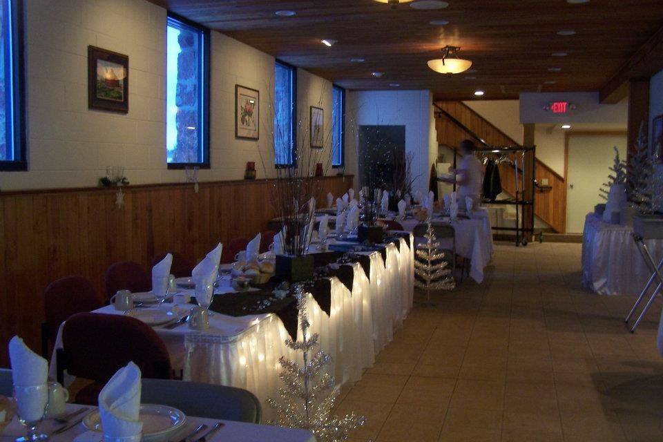 Head table in lower level of Town Hall