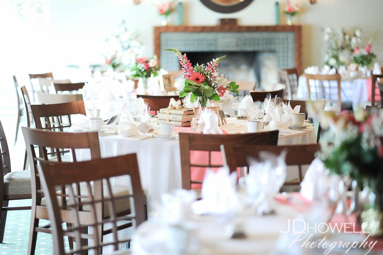 Flint Golf Club - Country Club Weddings - Flint, MI - WeddingWire