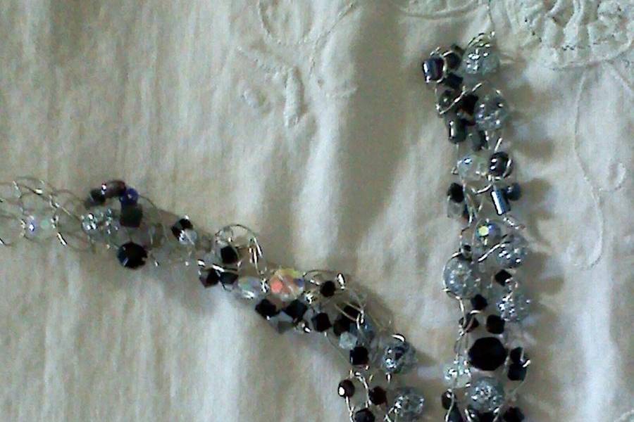 This necklace and braclet set was made with black swarvski crystals mainly, it is a beautiful set, and would be a beautiful set to were for a black and white wedding! Brides, brides maid, and / or mother of the bride.