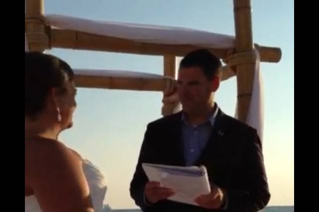 Aisle Marry You- Athens Efficient Officiant