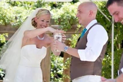 Aisle Marry You- Athens Efficient Officiant
