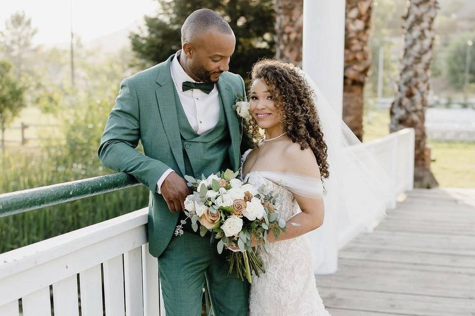 Curly hair Bride