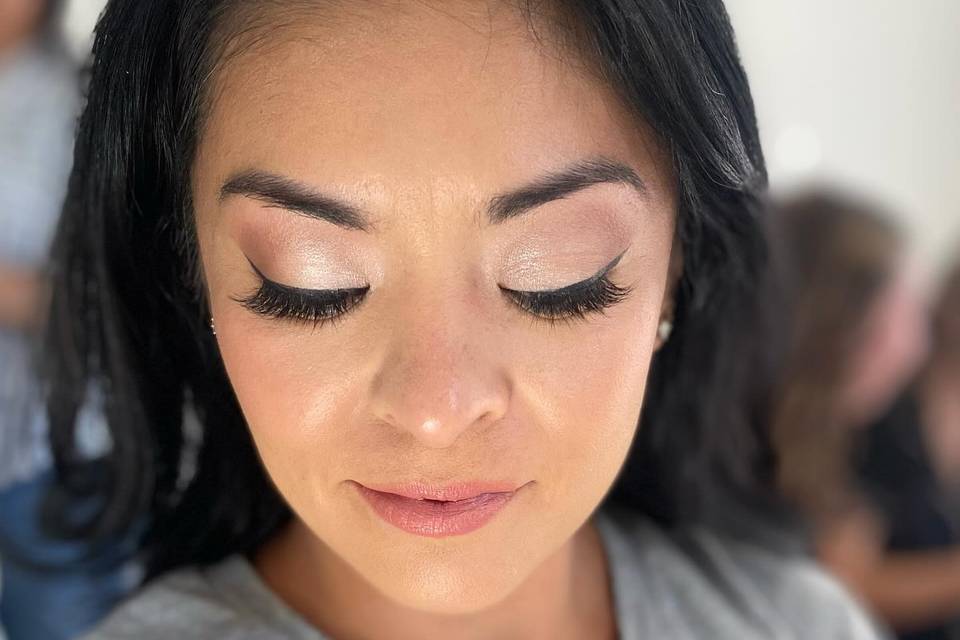makeupbyglamourglow