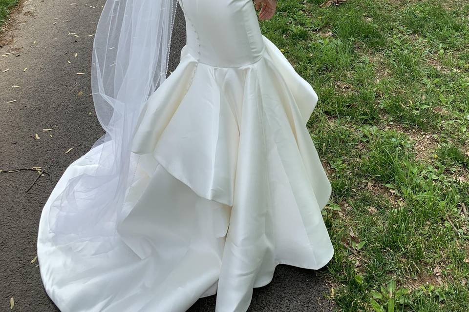 Deja Vu Boutique - Dress & Attire - Mount Airy, MD - WeddingWire