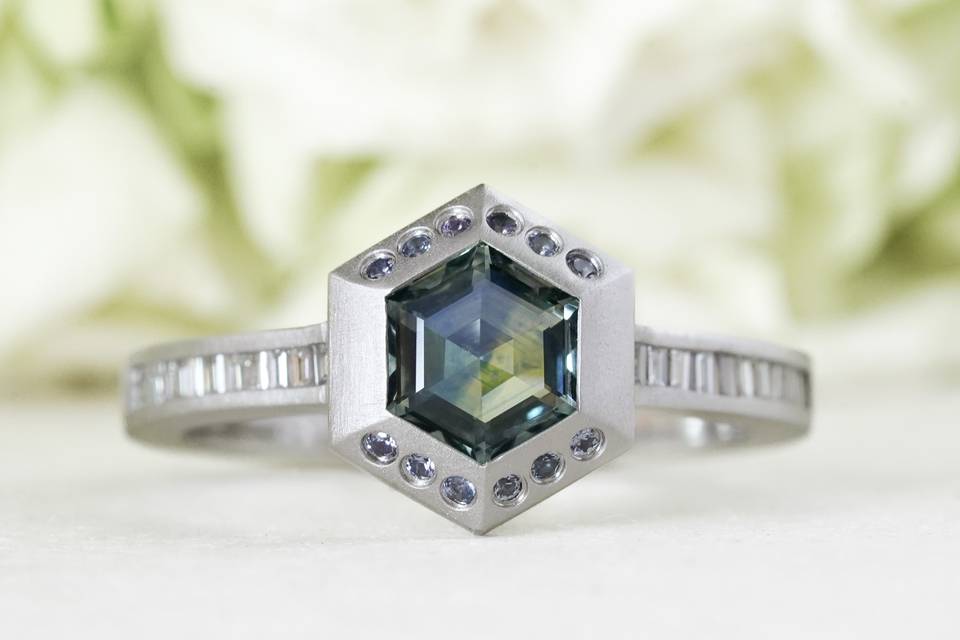 Artifex Sapphire Platinum Ring