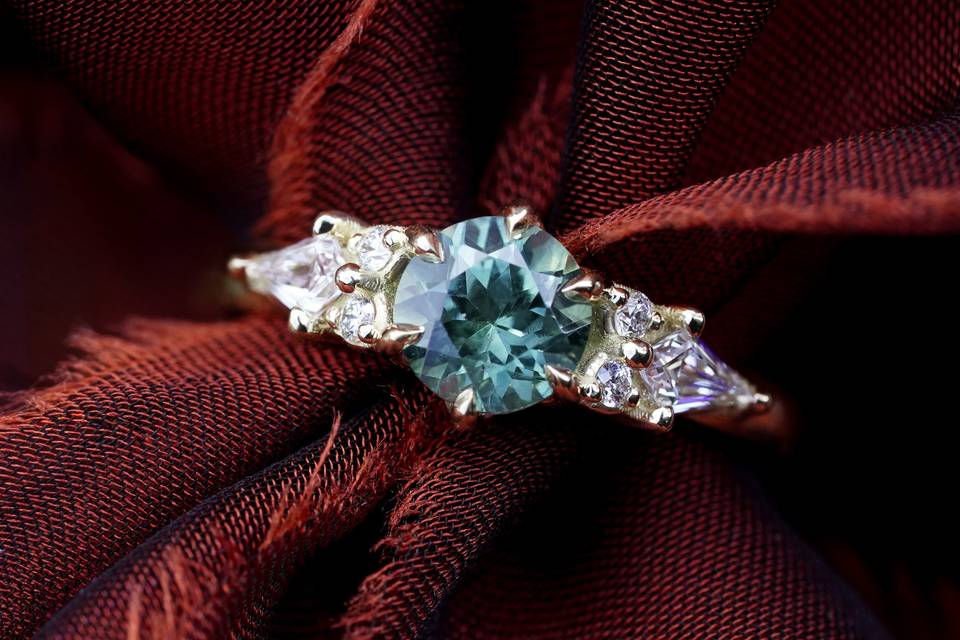 MT Sapphire Kite Diamond Ring