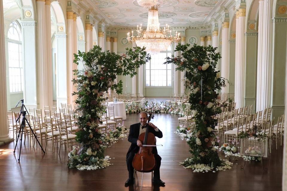 Roy Harran Cellist