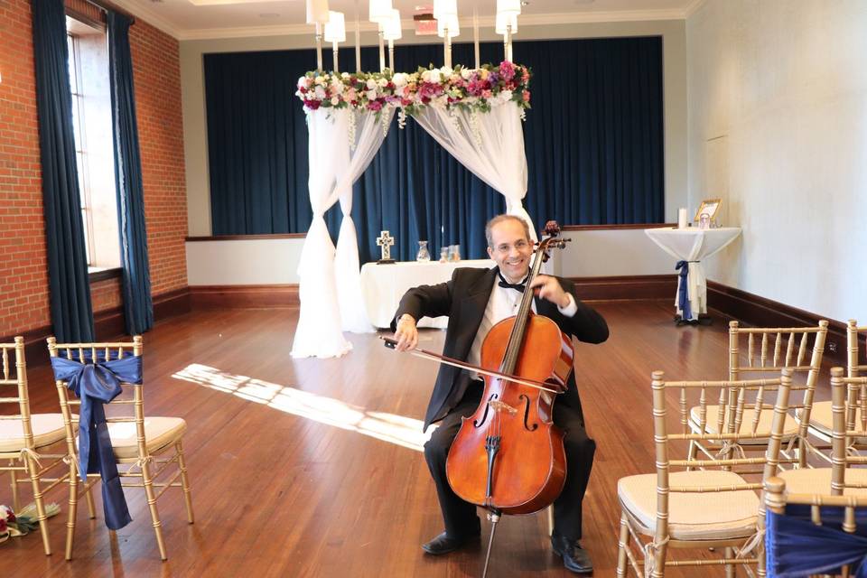 Roy Harran Cellist