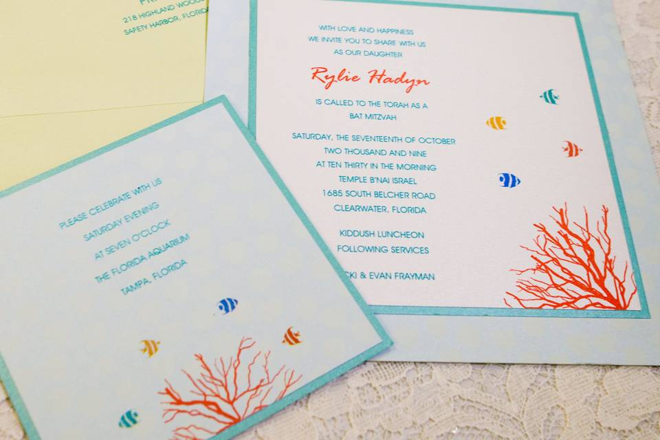 Dainty invite