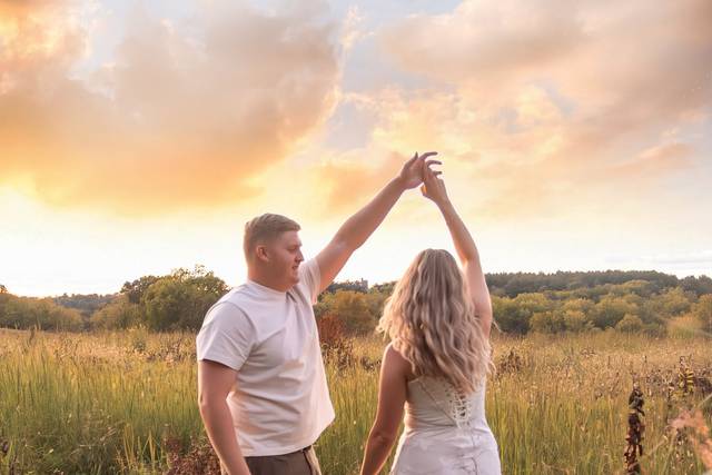 Outdoor Engagement Session