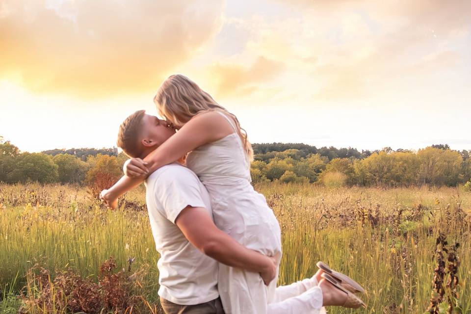 Outdoor Engagement Session