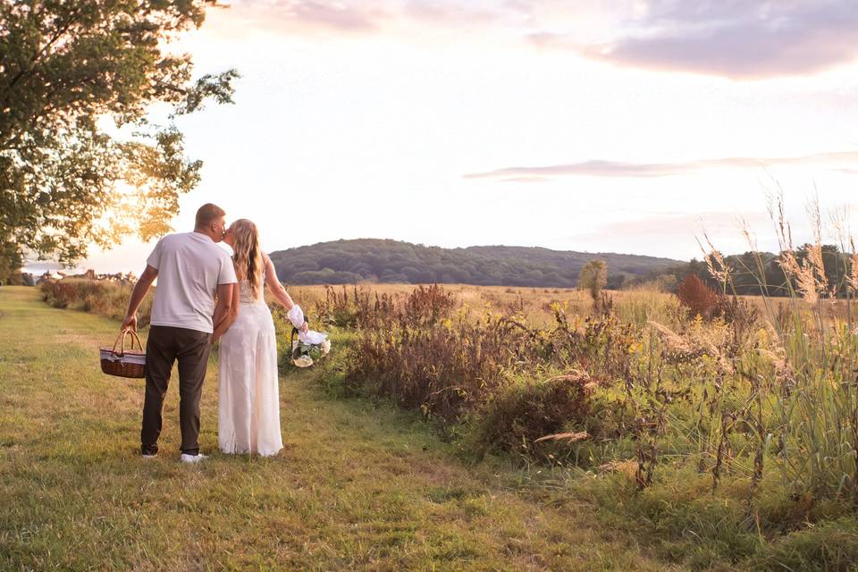 Outdoor Engagement Session