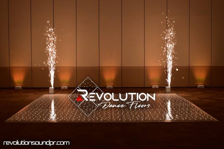 Revolution Sound & DJ's