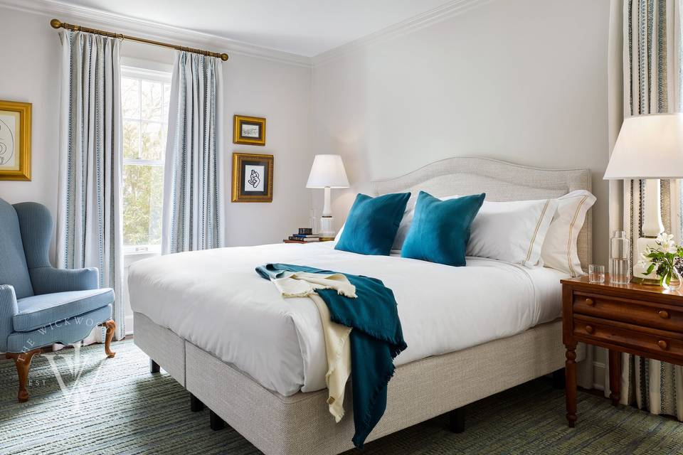 Luxurious Guest Rooms