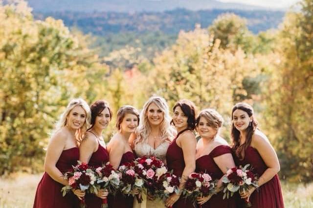 Bridesmaids with Fall bouquets