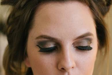 Casey, bride, went for a dramatic evening look!