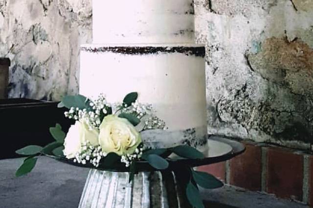Naked Cake