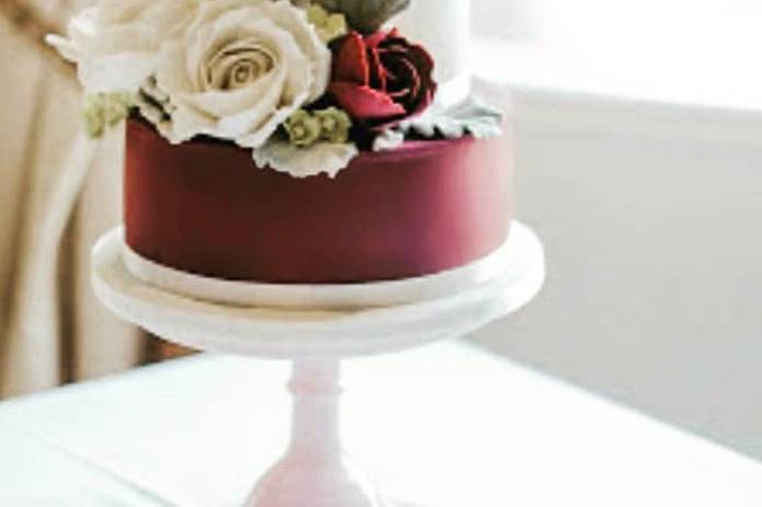 White & Burgundy Wedding Cake