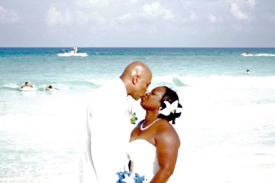 Charlene & Dal Cancun Wedding