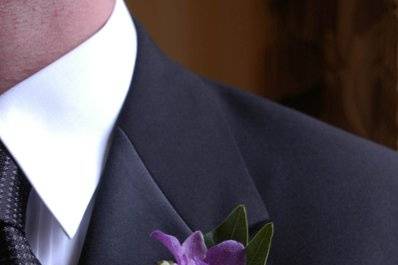 A charming boutonniere.