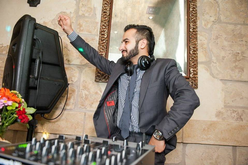 DJ Ahmed