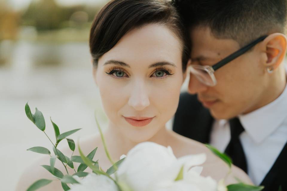 Www.therootsandstones.com
