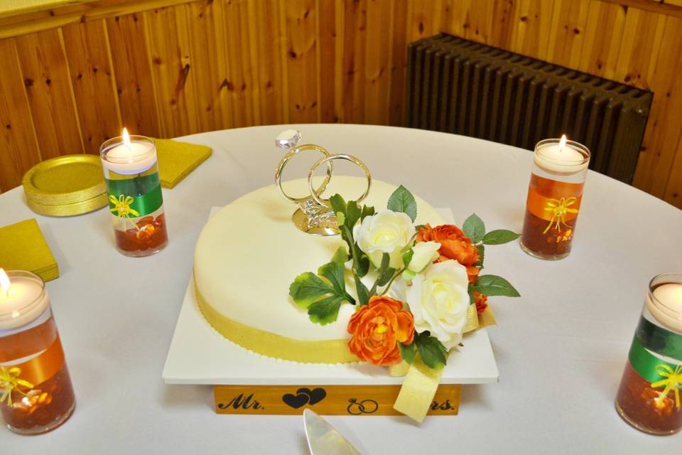 Cake table