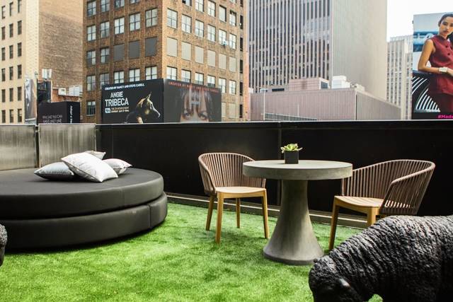 Lounge area