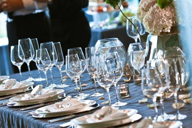 Table setting