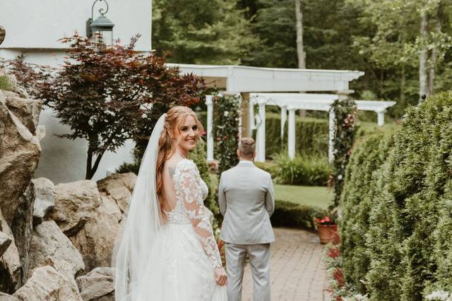 Hartford Weddings