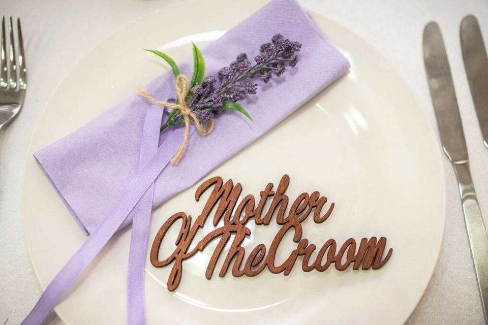 Mother of the groom place setting