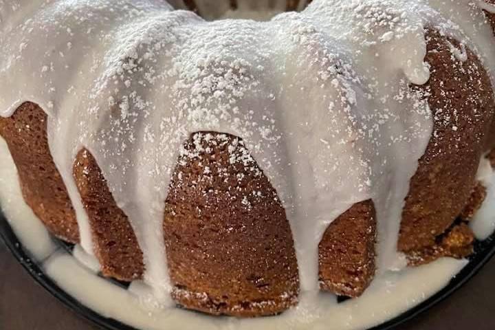 Lemon Sour Creme Poundcake