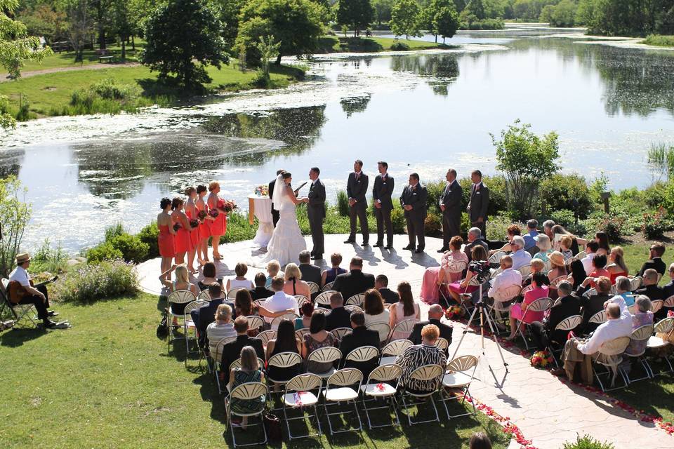 Lakefront wedding ceremony