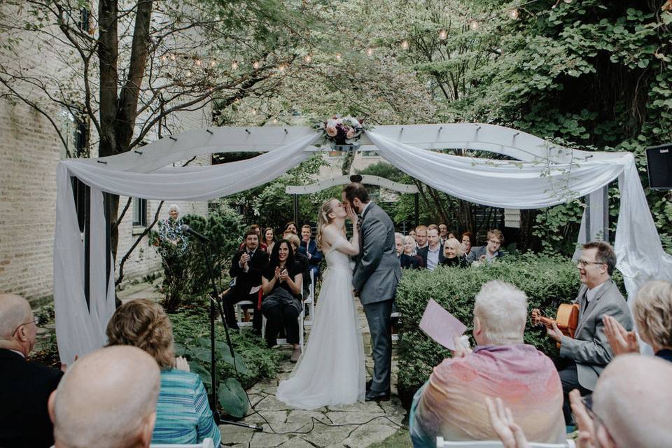Backyard wedding, Lincoln Park