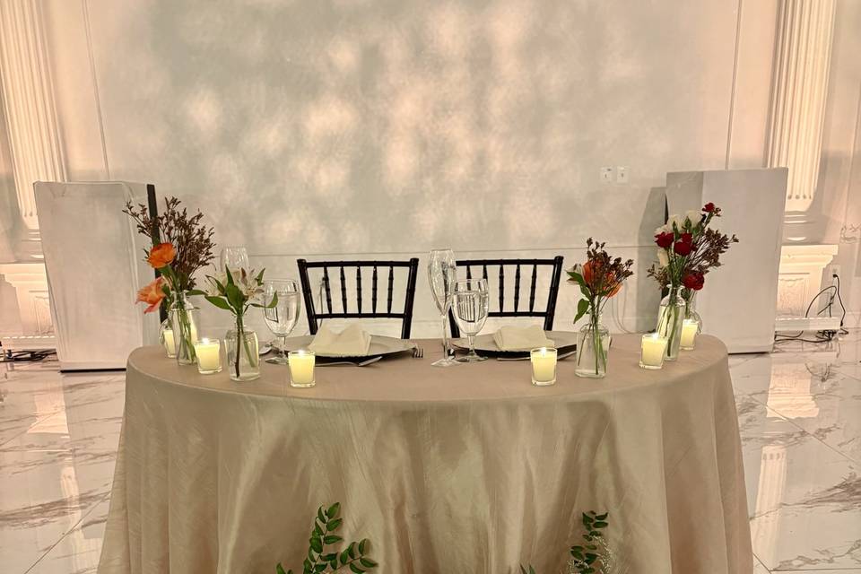Sweetheart Table