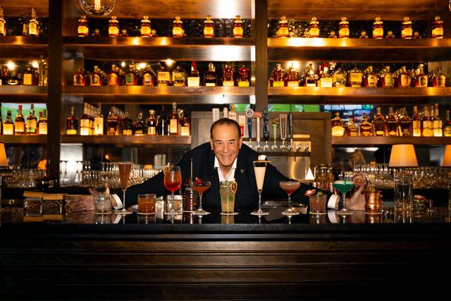 Full Bar